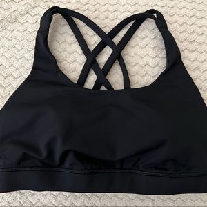 Lululemon Size 6 Sports Bra